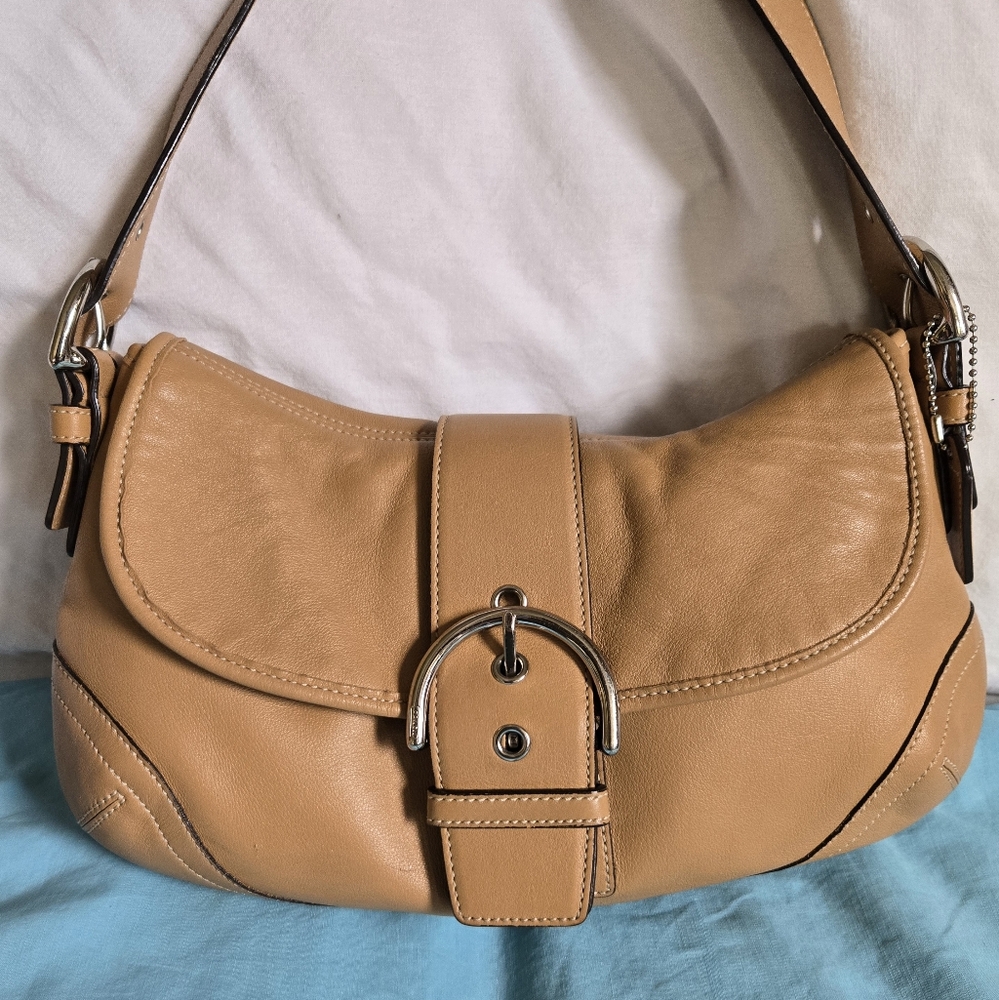 Vintage Coach Hobo Soho Buckle Flap Shoulder Bag 9248 Tan Brown Leather Y2K